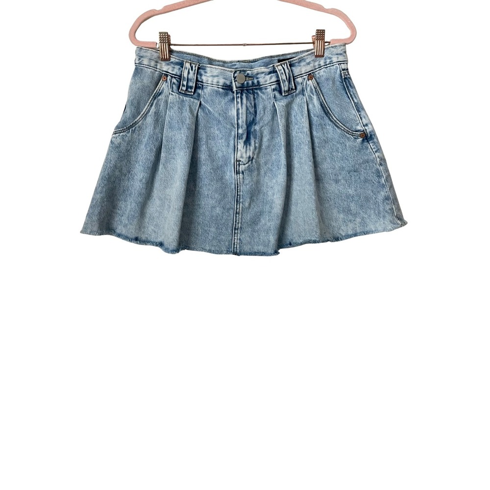 BlankNYC Skirt Womens Size 28 Blue Mini Denim Acid Wash Pleated Raw Hem Cotton